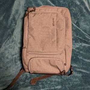 Laptop bag with lots of pockets